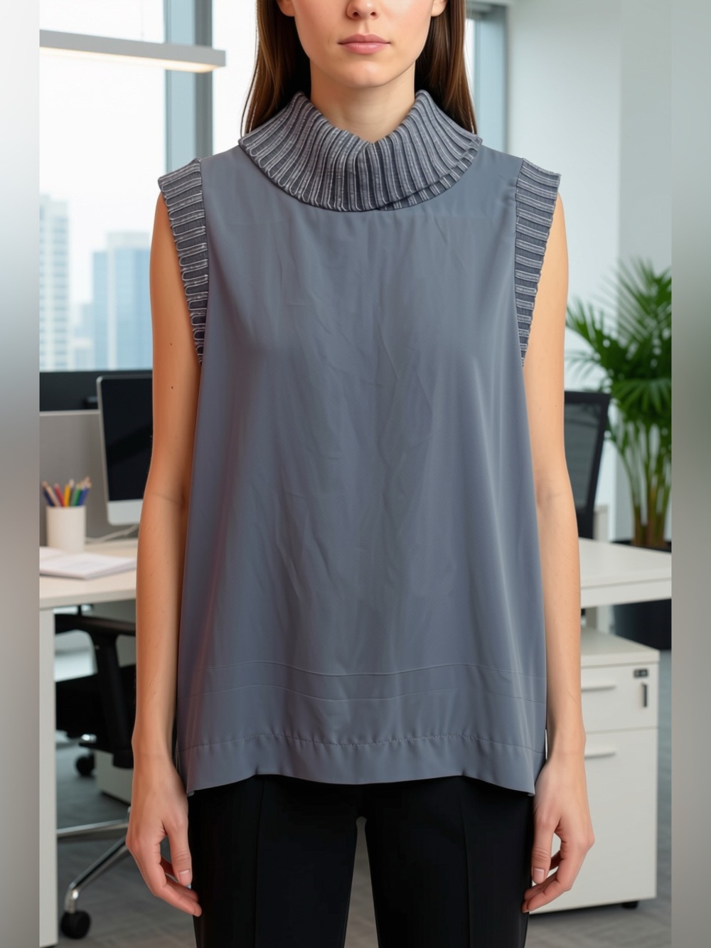 Juicy Couture Sleek Gray  Sleeveless Mock Neck Office Work Classroom Blouse XL
